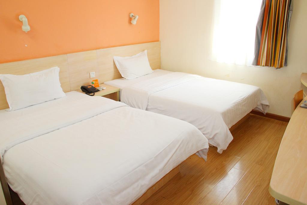 7Days Inn Guangzhou Tianhe Tianpingjia Subway Station 객실 사진