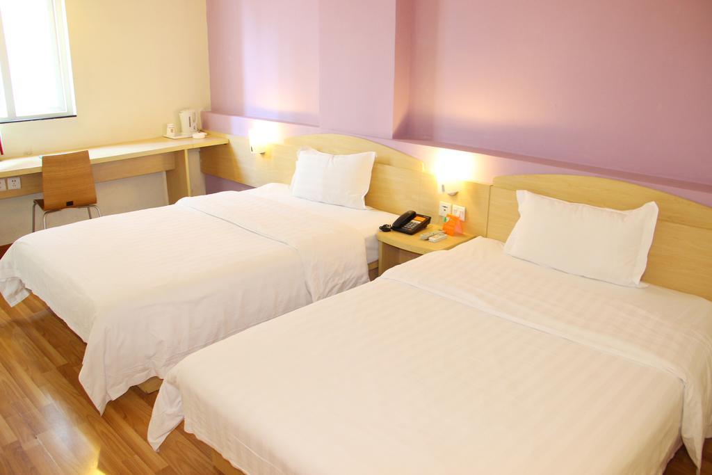 7Days Inn Guangzhou Tianhe Tianpingjia Subway Station 객실 사진