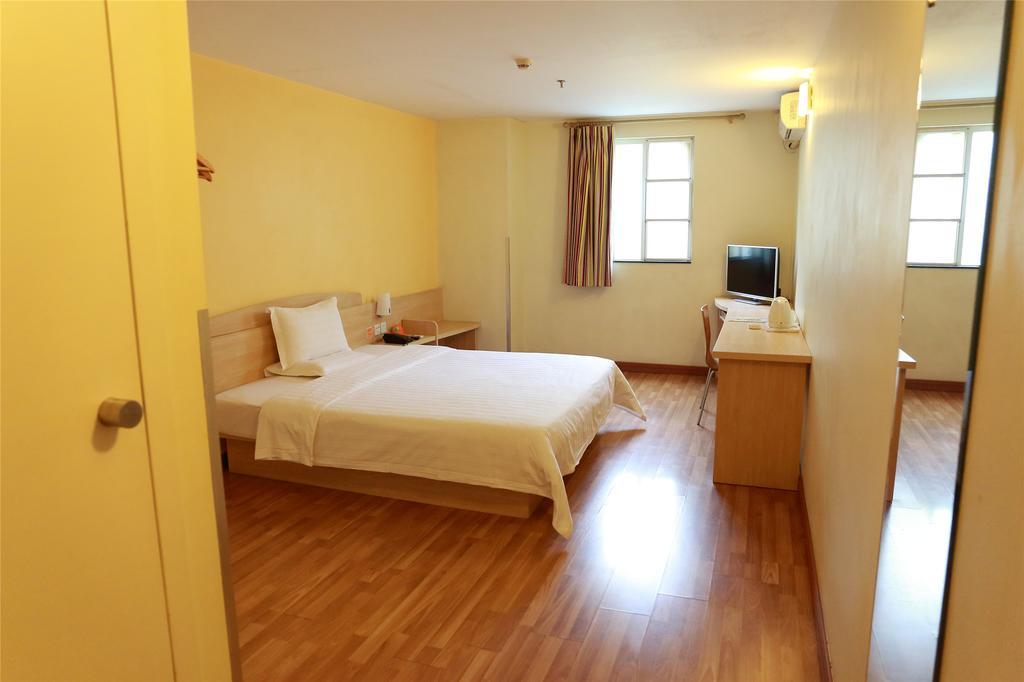 7Days Inn Guangzhou Tianhe Tianpingjia Subway Station 객실 사진