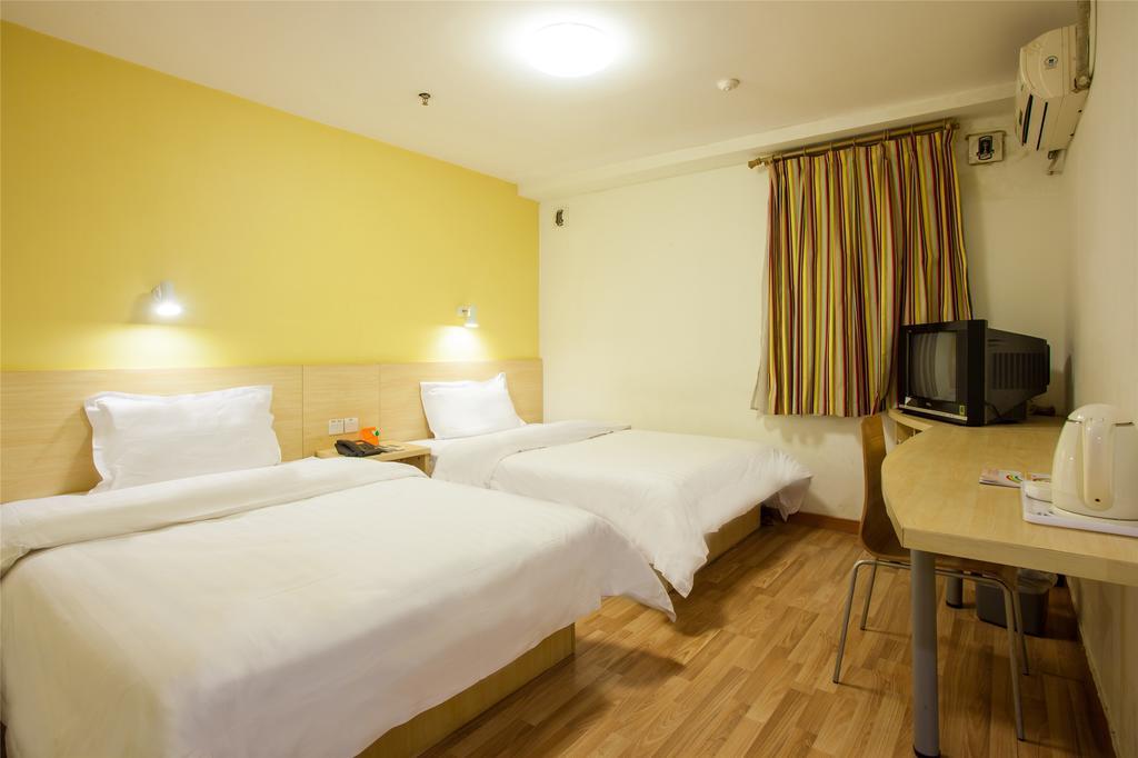 7Days Inn Guangzhou Tianhe Tianpingjia Subway Station 외부 사진