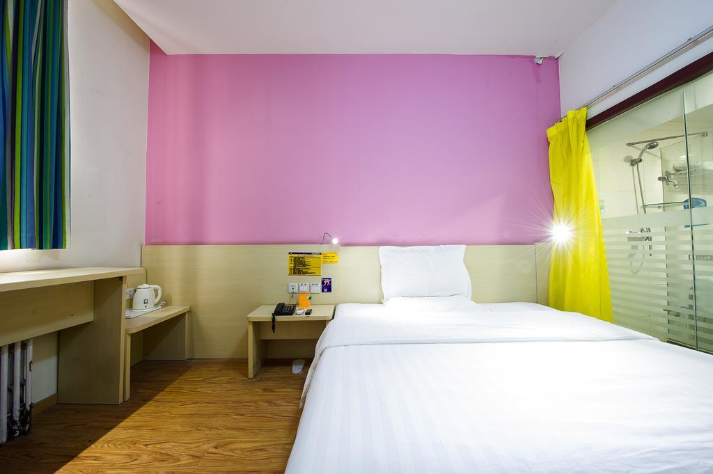 7Days Inn Guangzhou Tianhe Tianpingjia Subway Station 객실 사진