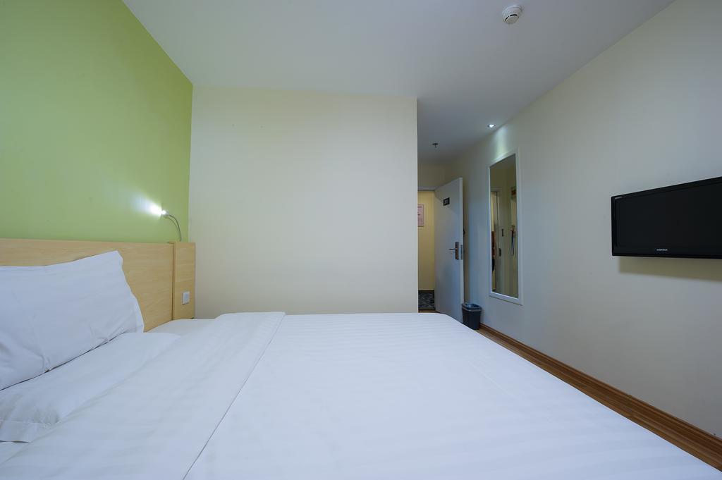 7Days Inn Guangzhou Tianhe Tianpingjia Subway Station 외부 사진